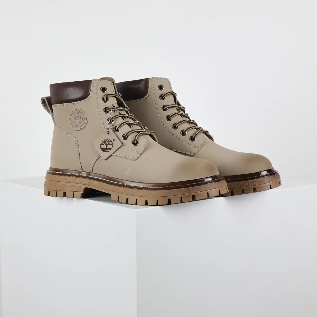 Copywriting price 💰620 Core recommendation Good price Timberland Timberland outdoor high-top casual rhubarb boots series #Guangdong Dachang quality Original box original packaging Fashion trend matching The fabric is made of Italian top-grade frosted fine-grained cowhide with anti-odor and anti-corrosion genuine leather latex insoles. The outsole and hardware are all made from OEM raw materials. The same as the original Goodyear never-open glue process. Good products do not kill pigs. Exclusive launch on the entire network. The quality is unquestionable. The full set of official website unified packaging Give you a perfect wearing experience. High-quality and durable. A must-have for stylish men. Specially designed to treat those who are not handsome. High-quality and first-class foot feel. Specially designed for cold protection and outdoor use this winter. Casual matching for daily use. Size: 38 39 40 41 42 43 44 (leather shoe size)